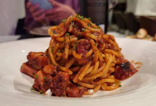 Espaguetis con pulpo